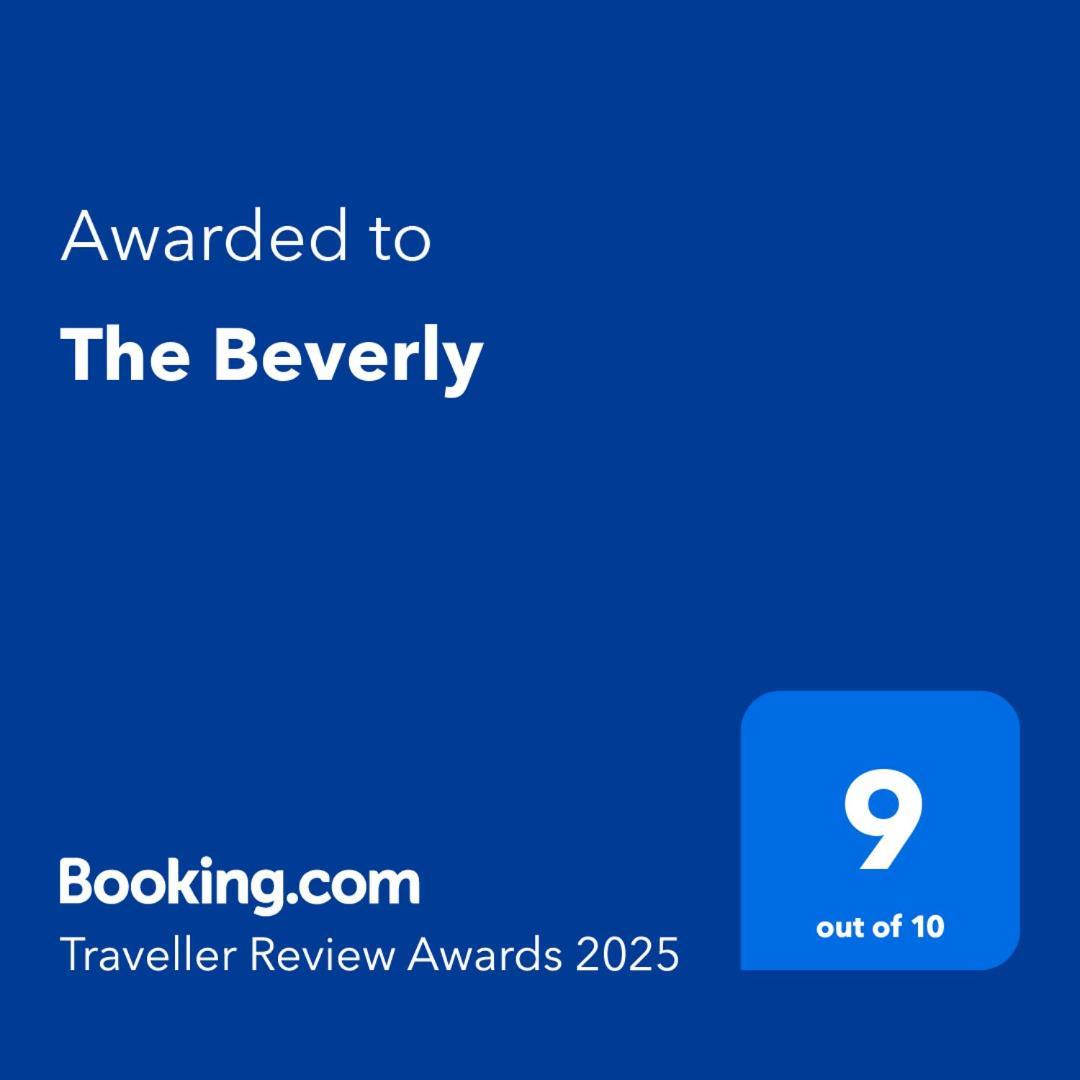The Beverly Кингстън Екстериор снимка